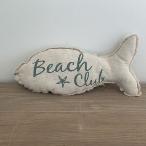 Vis “beach club”