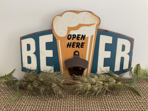 Tekstbord met flesopener “Beer”