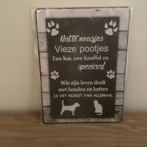 Tekstbordje “natte neusjes…