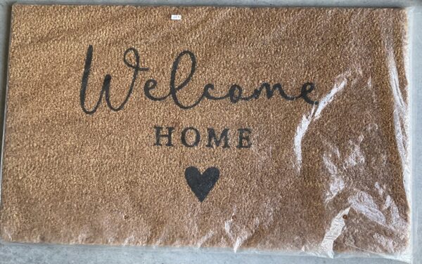 Deurmat “Welcome home”