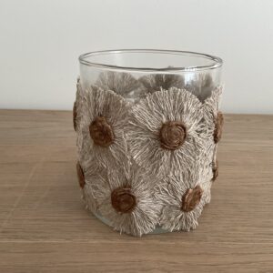 Theelichthouder bloemen beige